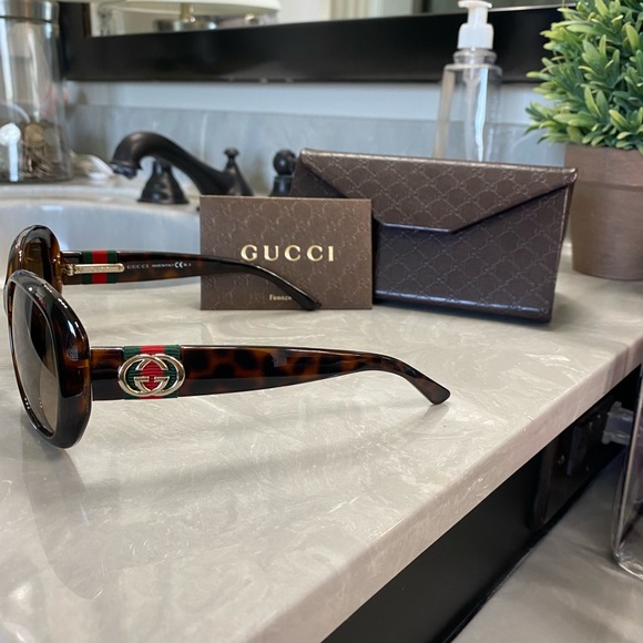 Gucci Sunglasses main image 4